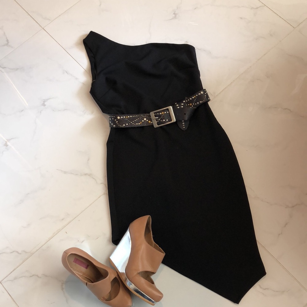 On shoulder cocktail dress